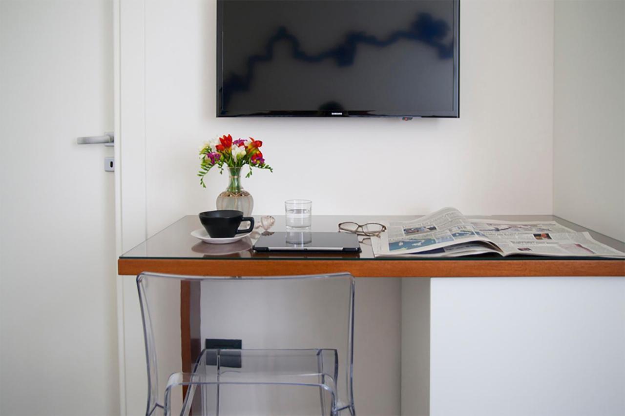 Foyer & 2*